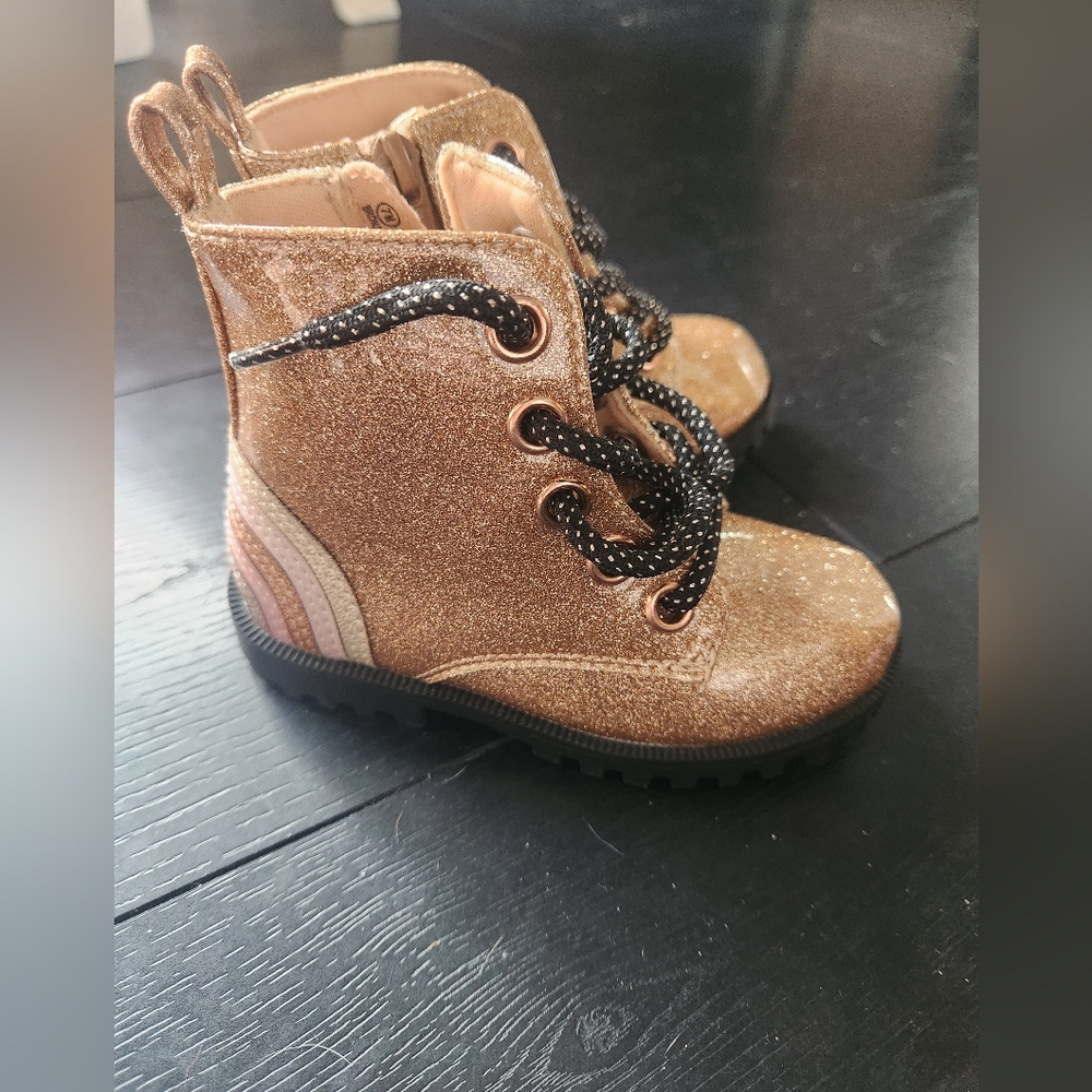 New Kids Boots Glitter And Rainbow!